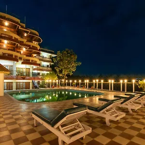 Atreya Ayurveda Retreat *** Ковалам